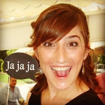 Sonrie!! Puedes hacer feliz a mucha gente .....