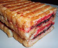 Roti bakar khas Bandung dg berbagai macam rasa, harga mulai 9rb