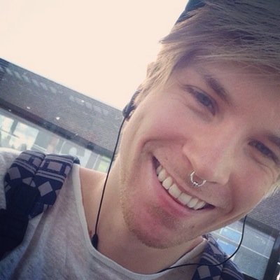 simendalstein's profile picture. 