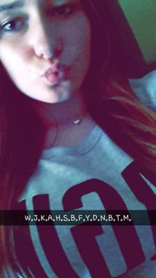 Baisse Ton Regard && Avance...Celui Qui Te Veut Ne Te Perdras Jamais De Vue ♡♥