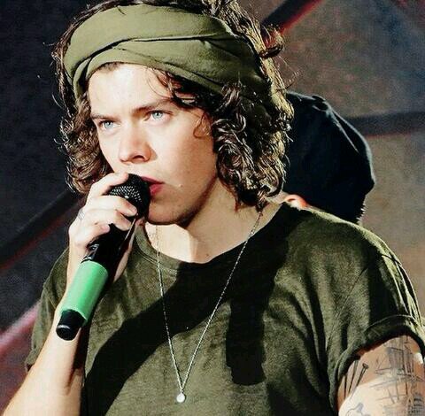 d_inlovewith1's profile picture. «Nobody loves you baby the way I do» I'm just ThεSmιlingGιrl, One Direction, Demi, 5sos,Lana del Rey,The Vamps, R5