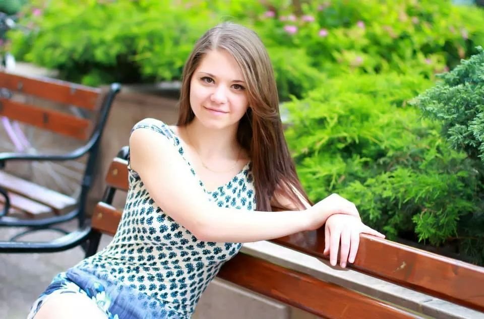 Singer, pianist, songwriter and a happy person :)))