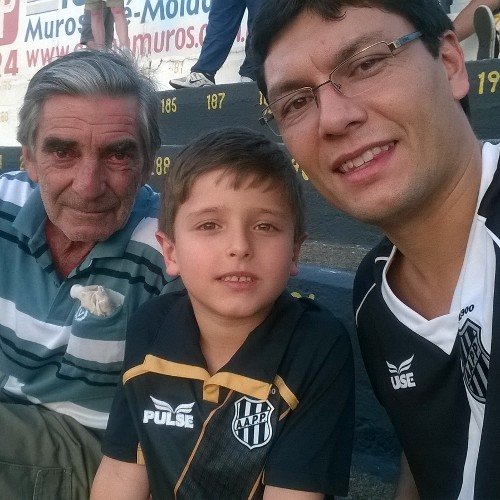 Nem gosto muito de futebol...gosto mesmo é da Ponte Preta!!!! Ponte, paixão que não se explica!