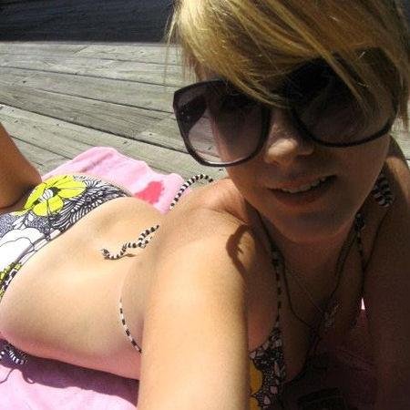 Check out my sexy pic 18+ http://t.co/7wqsHKunmG
