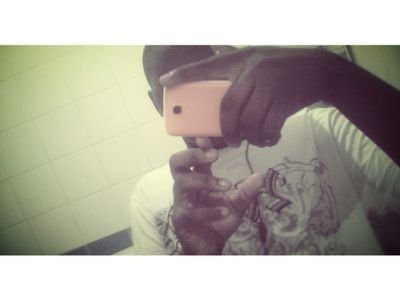 I my name is jair i'm 17 years old ' d like t o get t o know people
