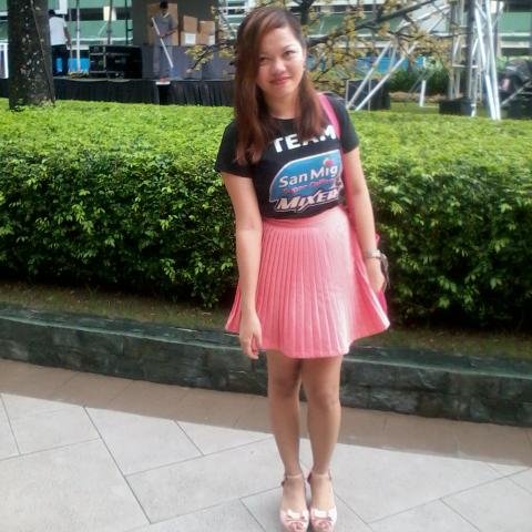 Westlife/Jennylyn Mercado/Emma Watson/Vanessa Hudgens/Daniel Radcliffe/Zac Efron/Miami Heat & San Mig Super Coffee Mixers FAN! :-)