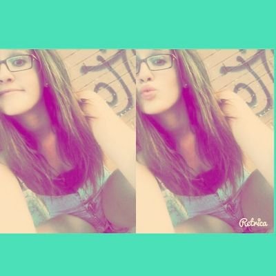 LauriitaRuiiz2's profile picture. Mejor Amiga 22 | Te quiero hermana 05 | Mas que una fecha enano O5O614. [ Sonrisas por fueras , batallas por dentro ]  « Cdh'4 12 »