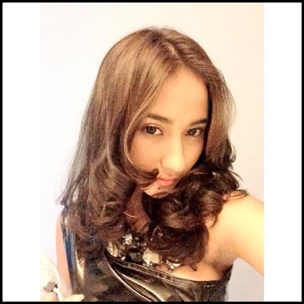 official fanbase @naomizaskia from @headlinemgt . cp fanbase : 0815-1639-048