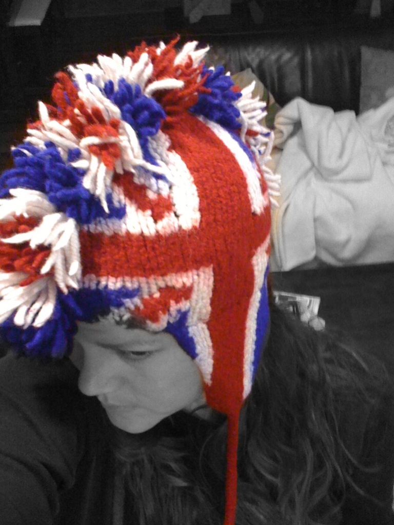 RN + gardener + wife + pianist + anglophile + vegan + merriment maker + stitchin' bitch + phillyist .. and, yes, I made that hat.