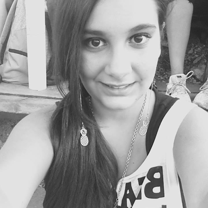 ''La musica serve ad esorcizzare i mali o ad amplificare le emozioni forti.''❤ Cit; Emma