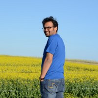 Mudit (@mezuzubes) 's Twitter Profile