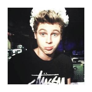 if i die today tell luke hemmings i loved him