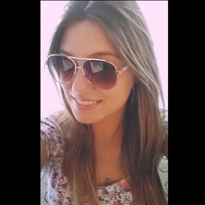 Esperar em Deus e seguir seu caminho e a melhor escolha :)
