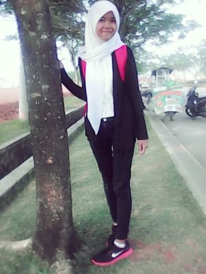 gua item ! tapi manis ko :D