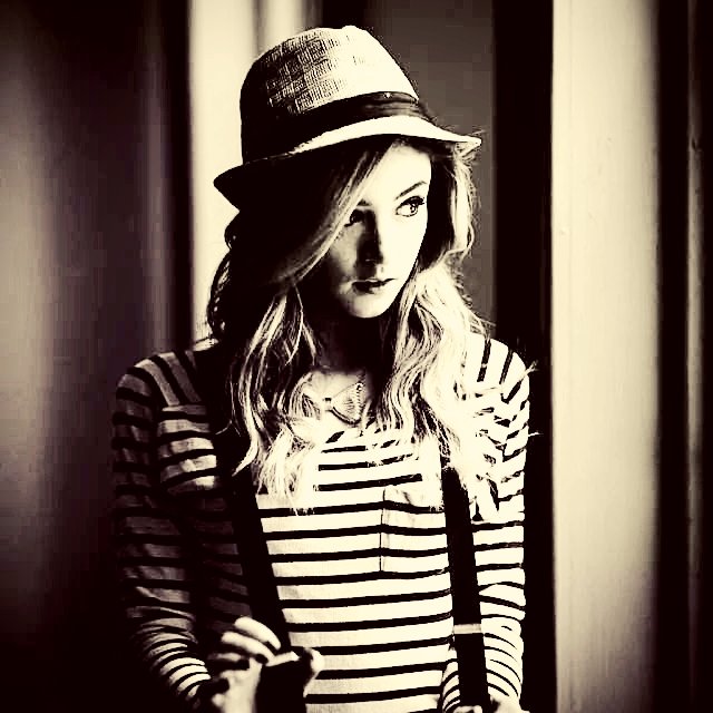 amralhafidz's profile picture. ♦Pensamiento positivo ||| keep smile ||| simple youth ||| de la Turquie et de l'est de Jakarta♦♥الله و رسوله♥My MoM and DaD♥ un ami proche♥palestine♥MusiC ❥