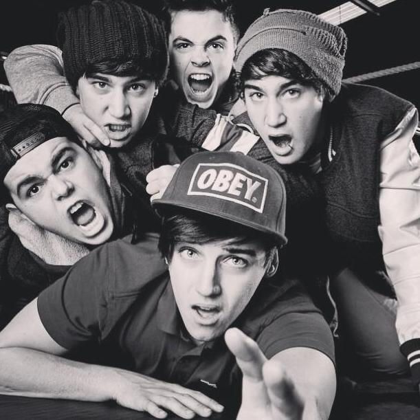 Janoskianator, Belieber :) JAMES THANKS FOR FOLLOWING ME 13/11/14 :') THE BEST DAY EVER :D 1/5 :) ILYYYY ^_^