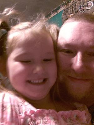 father of 2 have the best girlfriend ever