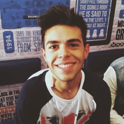 follow @ermnoskians since this is a free follow ty x