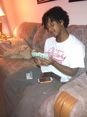 FUCK TTHE LAWS FREE MY NIGGAZ all about sum bucks SIDE NIGGA 4LIFE