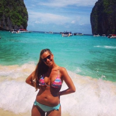 fefikuks's profile picture. Ser feliz es darse cuenta.