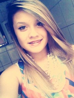 Não use a distância como desculpa para não amar alguém, use ela como uma prova do tamanho do amor que você sente.