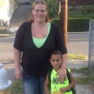 Mother of three trying my hardest as a disabled mom to provide the world to my family !check out my page http://t.co/CC0tf95qg3