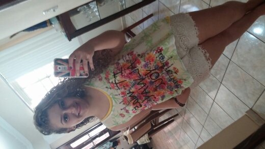 Stéphanie Lara, 15 anos. Instagram: steephlara