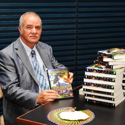 Jornalista e escritor trabalha na a´rea de fiscalização e transparência pública
