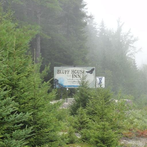 Above Frenchman's Bay, The Bluff House Inn offers a stunning ocean view.  8 cozy rooms, with private bath & free WiFi. http://t.co/s7dkue7L85
