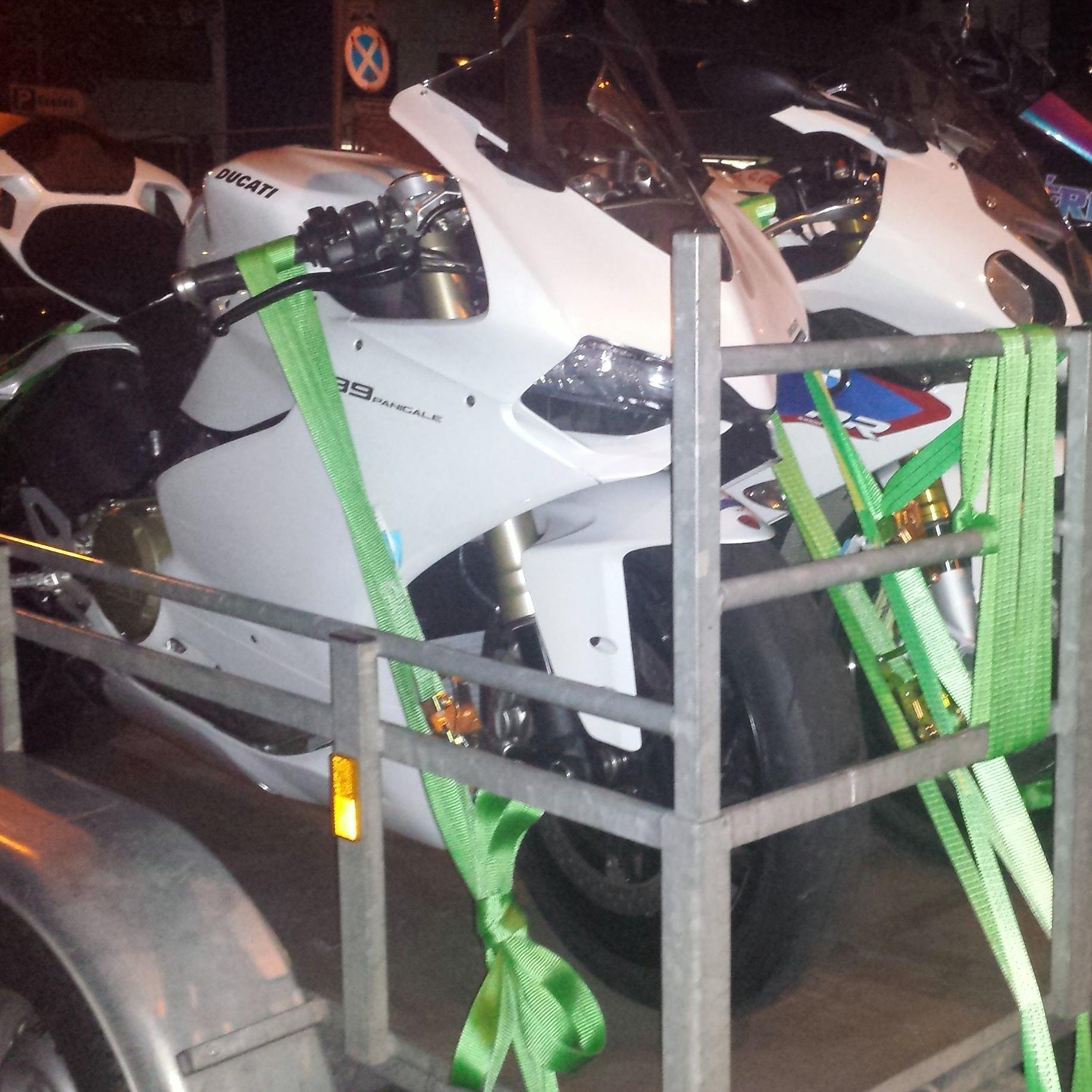 Kiddynamite30's profile picture. 