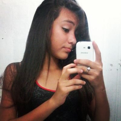 Linda e Fogosa, Fora Do Normal B-)  Difícil Eu Ser Romântica, meu Ego é do Tamanho Do Oceano Atlântico