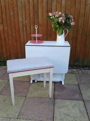 beautiful shabby chic furniture.  Salvaged architectural antiques.  handcrafted garden and conservatory furniture using reclaimed wood.