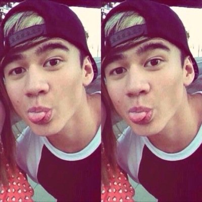 But you're not calum hood. cuddle? never/4
~~please retweet: https://t.co/xqb9u3iwV4