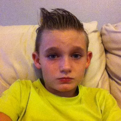 Slt comment sa va journée de merde lol