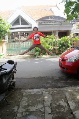 AbikMafif's profile picture. 