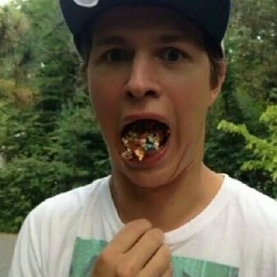 buona la pizza mmm