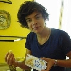 please follow @indiekidlarry x