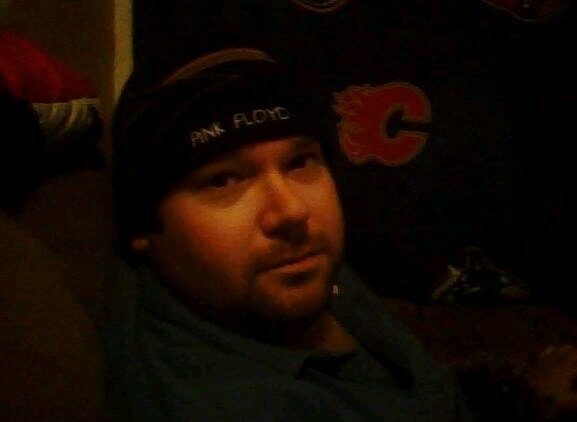 TheMarkJO2owg's profile picture. new single MISTLETOE hits ITUNES OCT 17th!!  I GOT SO MUCH LOVE FOR THE FANS...you are always there for me and I will always be there for you. MUCH LOVE. thanks