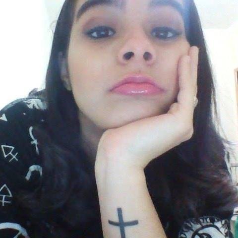 Me siga tbm no instagram @isabellieh