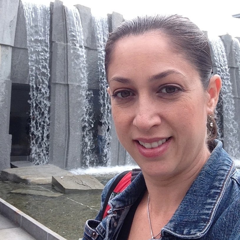 Rachel is a freelance journalist living in the San Francisco Bay Area.