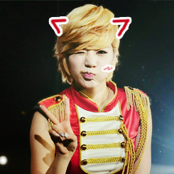 sunsun_ye's profile picture. S♡NE ● Cassiopeia ● E.L.F  ● Aff(x)tion ● Shawol ● BANA ● Darling ● SecretTime ● Baby ● HiHeel ● Krismatic ● 4D ● Honey