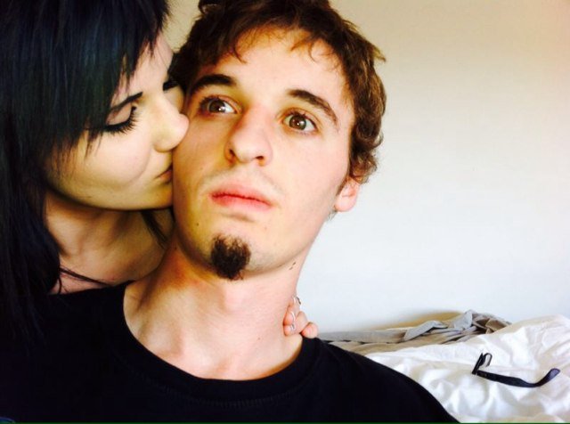 lizzy_popp's profile picture. I love music. 3