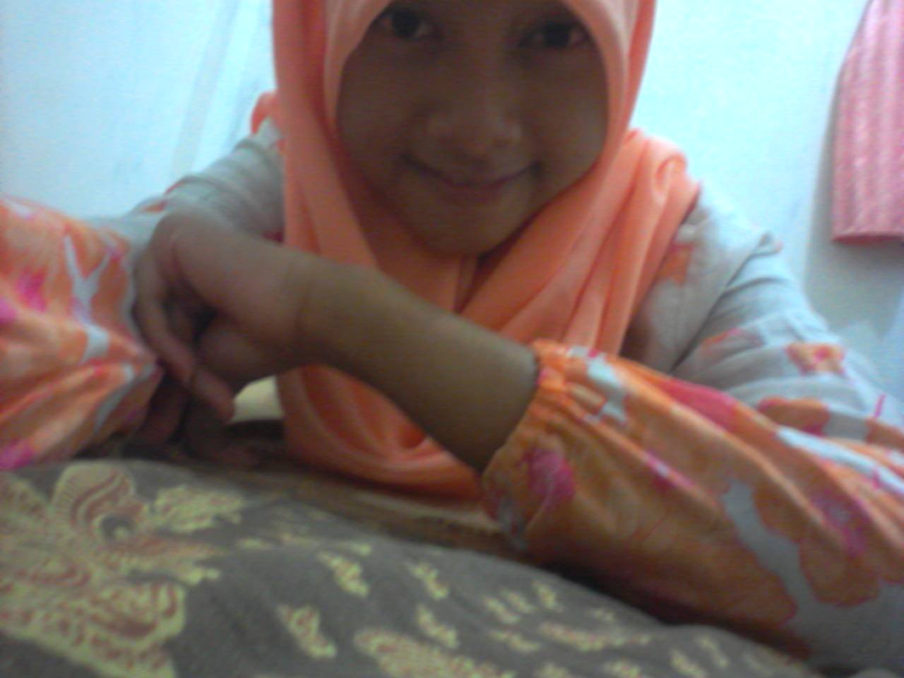 irazahra15's profile picture. 