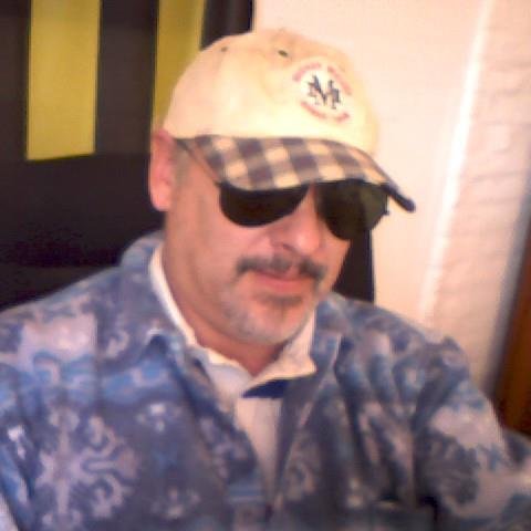 pjota60's profile picture. 