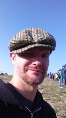 micahatter's profile picture. 