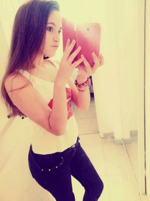 Deja que tu sonrisa cambie el mundo, pero no dejes que el mundo cambie tu sonrisa ♡