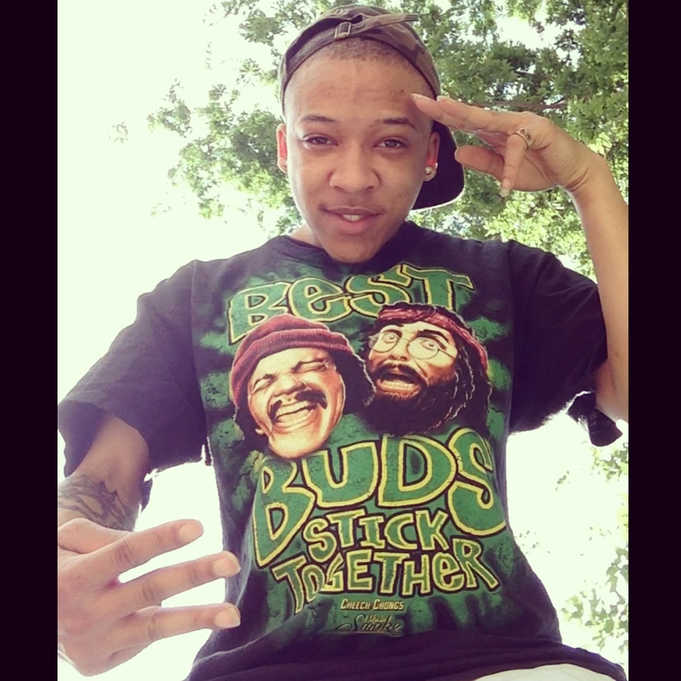 I Probably seem like a nigga who be all bout hoes...I love pussy but shid,that ain't all i know...
R.I.P. Lil Shawn n Dejuan...#Local #StillBrokeENT