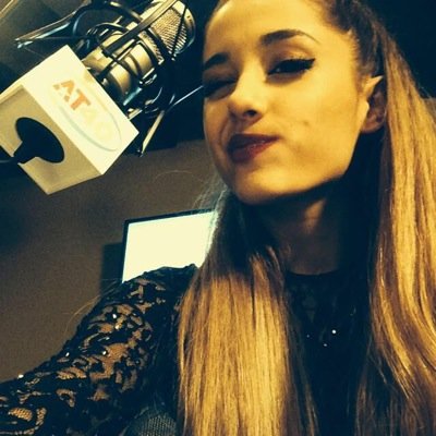 AGrandeOTW's profile picture. 