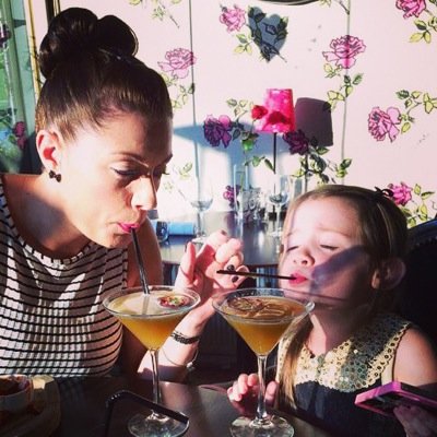 Mummy to the worlds best daughters, Wife to the worlds best husband @wesleydawes Happy to be me xxx