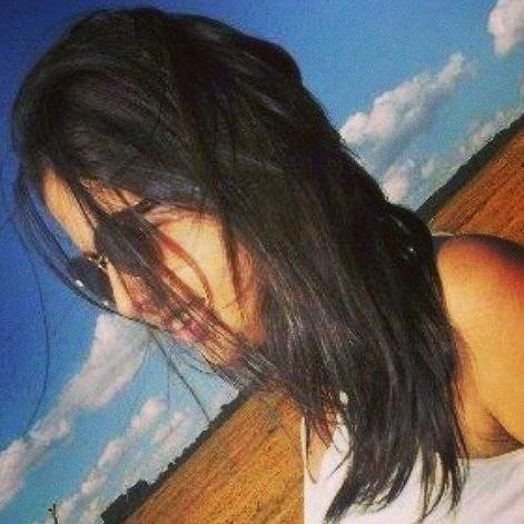 As vezes damos valor demais a quem não merece, e quem merece, muitas vezes é esquecido.